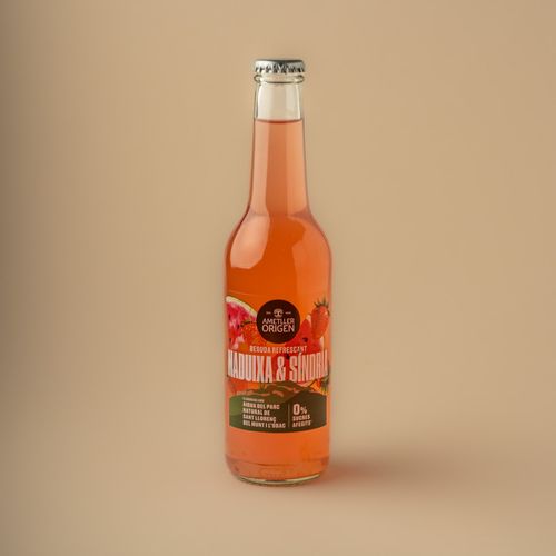 Refresco de fresa y sandía Ametller Origen 33cl.