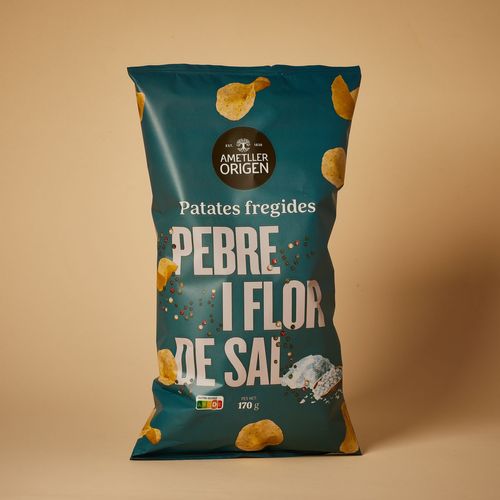 Patates pebre sobre flor sal Ametller Origen 170g