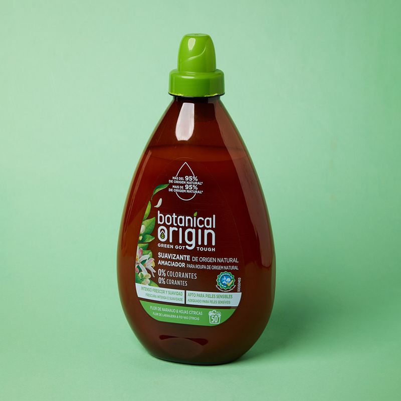 58485 Suavitzant ecologic per roba amb olor de flor de taronger i fulles citriques Botanical Origin 900ml - 50 dosis.jpg